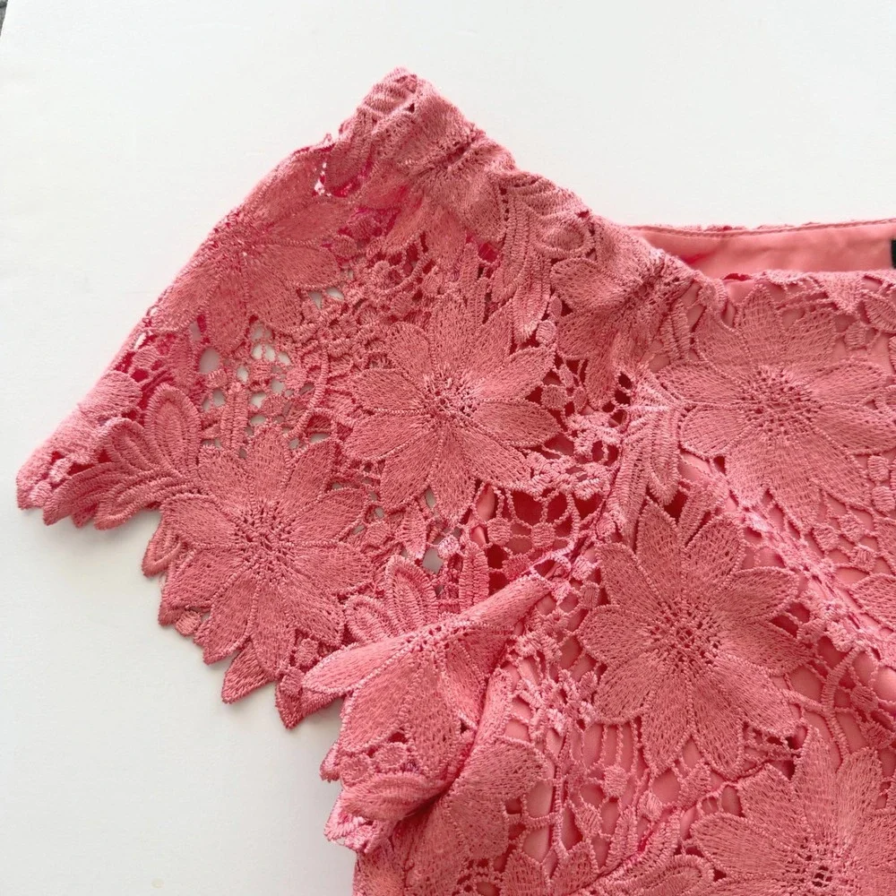 White House Black Market Coral Floral Lace Off Shoulder Top‎ 14P Romantic - Picture 4 of 7